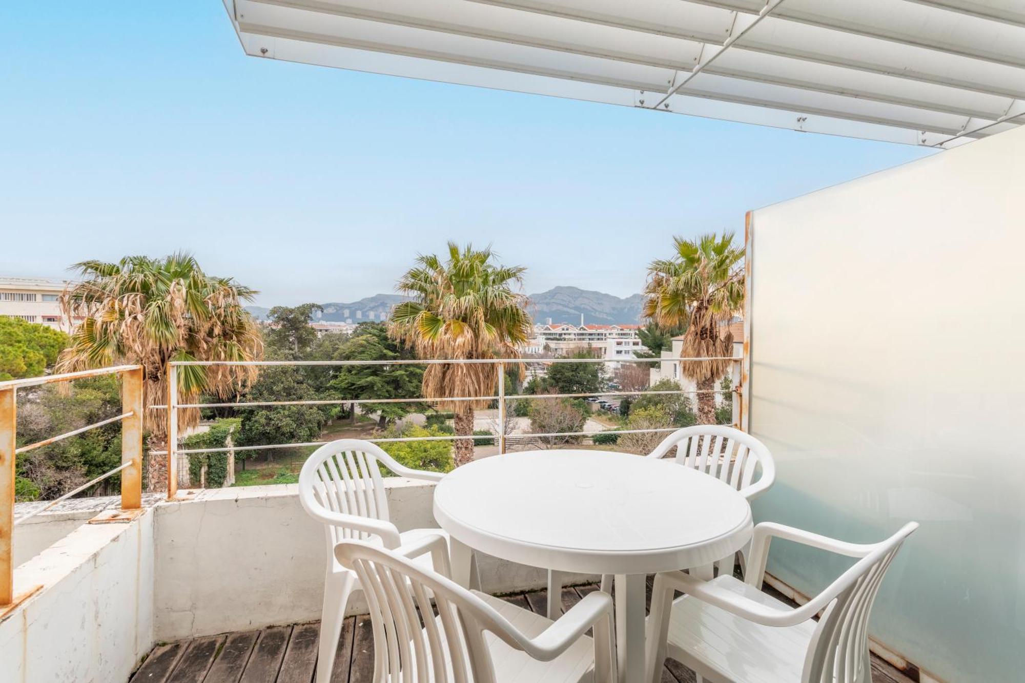 Comfort Aparthotel Marseille Prado Exterior photo