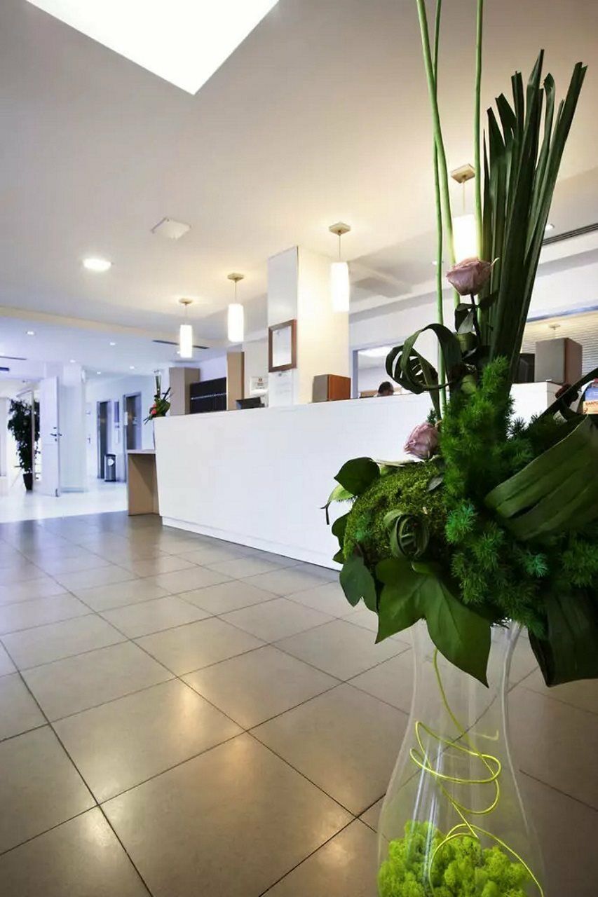 Comfort Aparthotel Marseille Prado Exterior photo